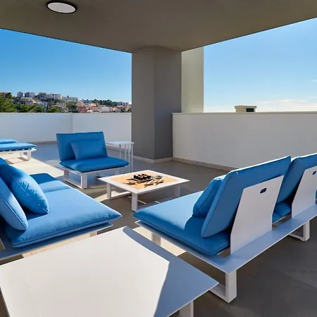 Luxury One In With Heated Pool فيلة *